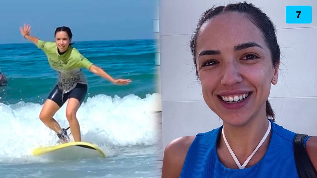 Lucía Sánchez sale de su zona de confort y hace surf por primera vez (1/2)