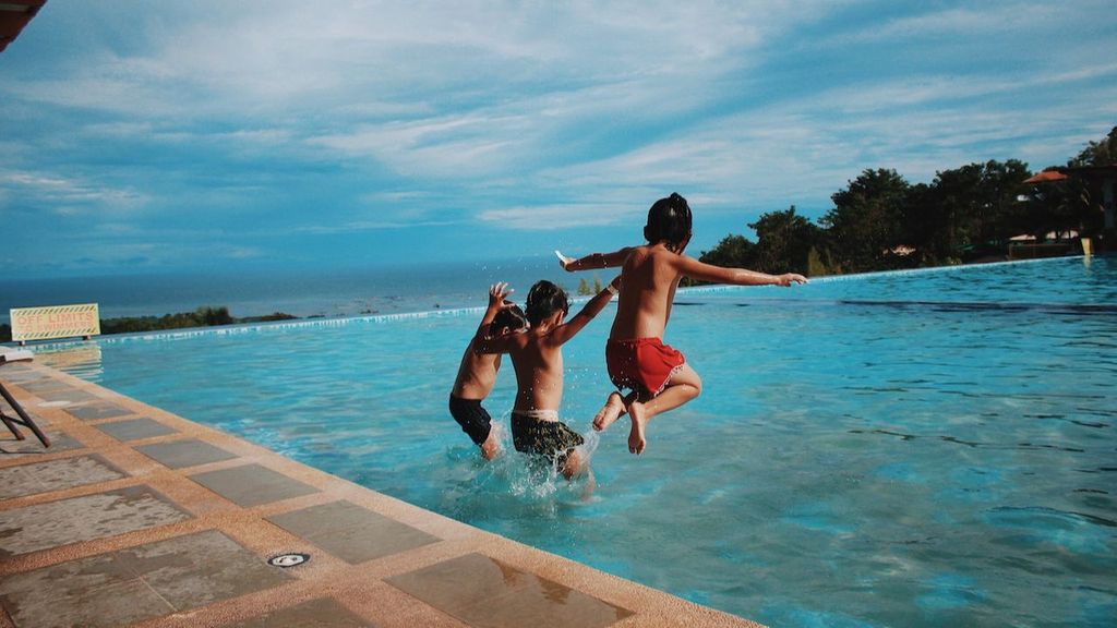 El cloro de la piscina puede causar enfermedades