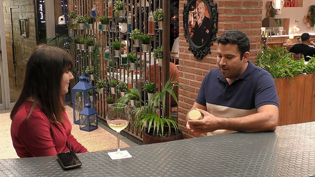 Andrea y Alejandro durante su cita en 'First Dates'