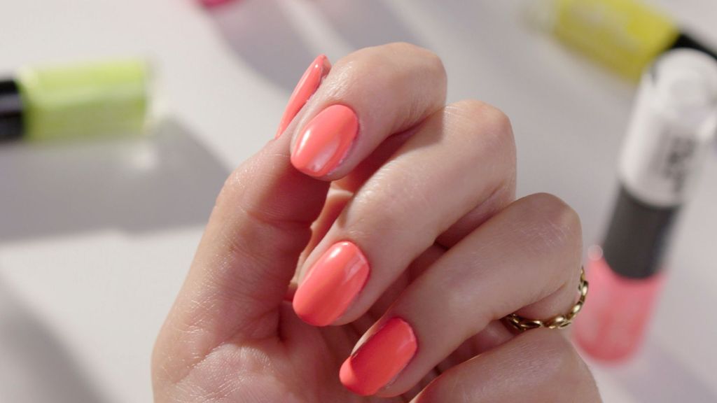 uñas laca neon