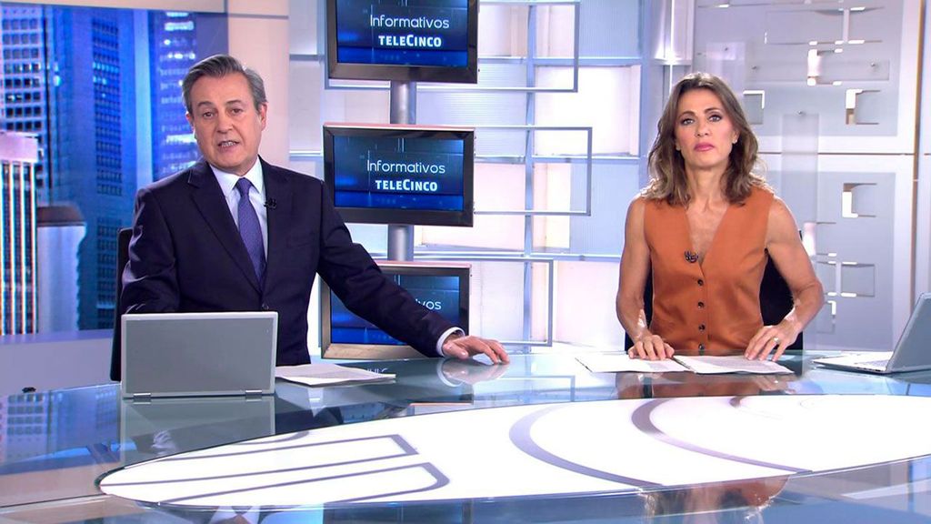 Con José Ribagorda y Ángeles Blanco Informativos Telecinco 2023 Noche 22/07/2023