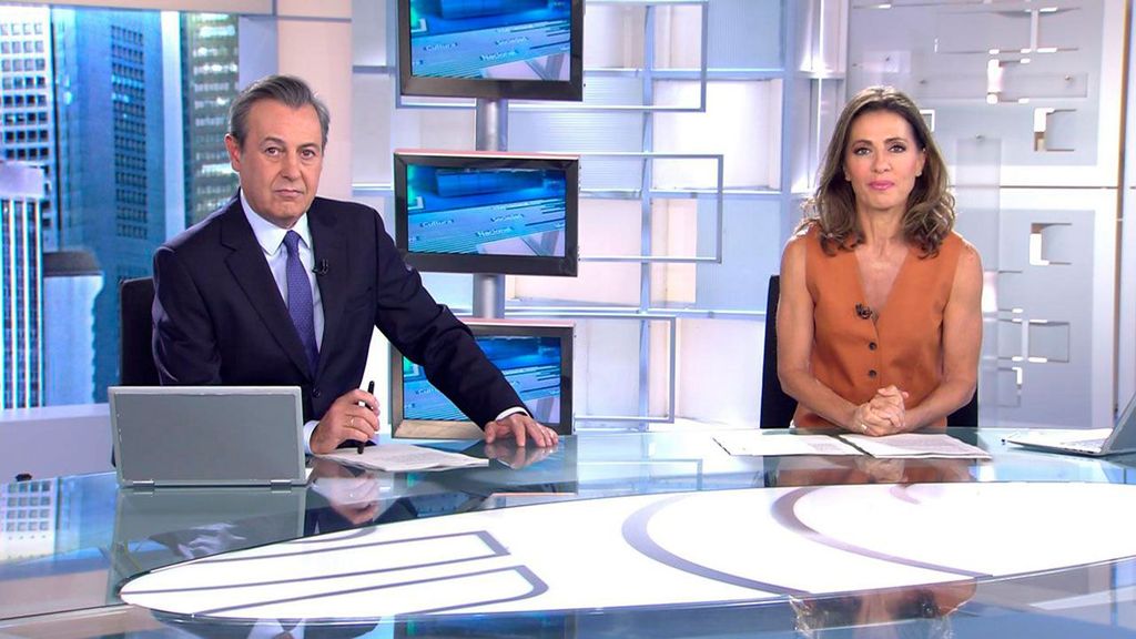 Con José Ribagorda y Ángeles Blanco Informativos Telecinco 2023 Mediodía 22/07/2023