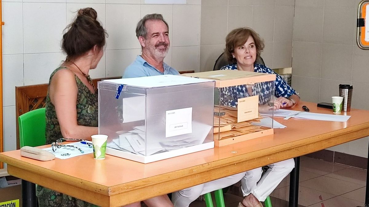 Elecciones generales 2023: la exvicepresidenta del Gobierno, Soraya Sáenz de Santamaría, vocal en una mesa