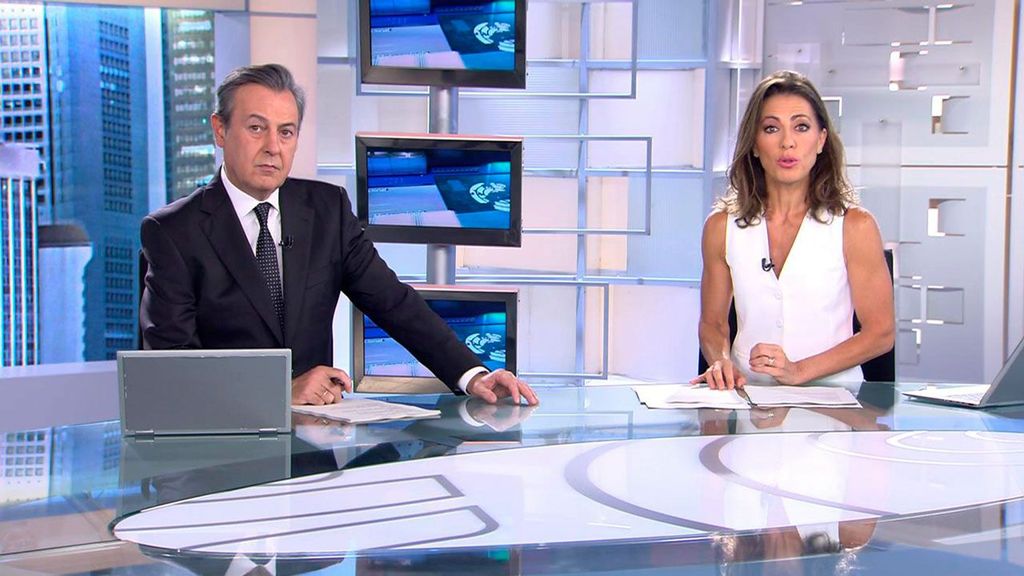 Con José Ribagorda y Ángeles Blanco Informativos Telecinco 2023 Mediodía 23/07/2023