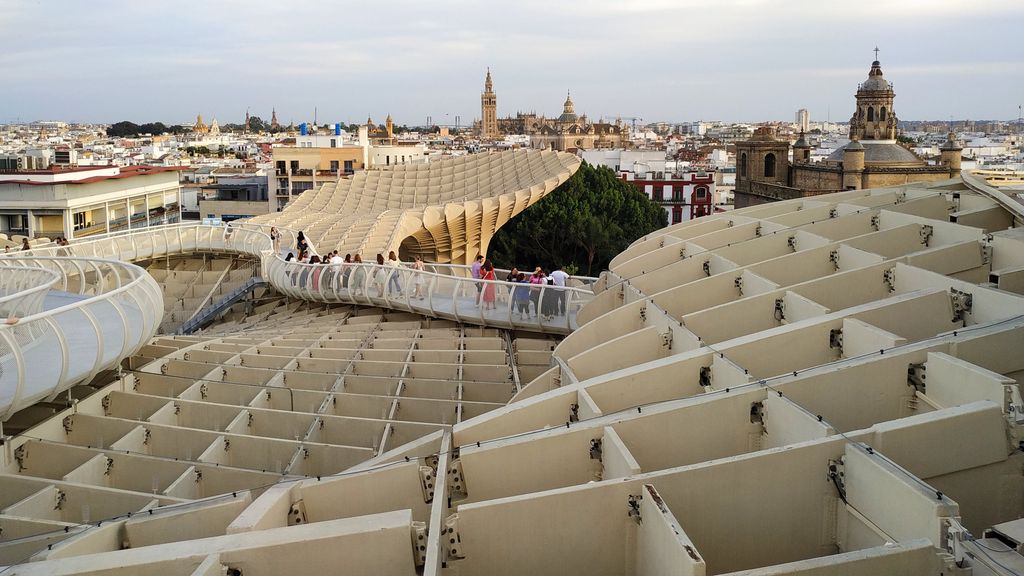 Vista panorámica desde lo alto de Las Setas de Sevilla