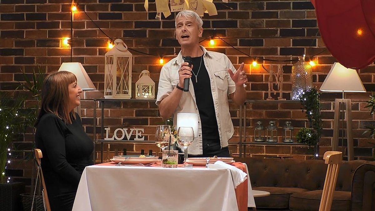 Javier enamora a Julia al ‘Grito’ de Antonio José en ‘First Dates’: “Creo que fueron cien mil horas sin dormir”