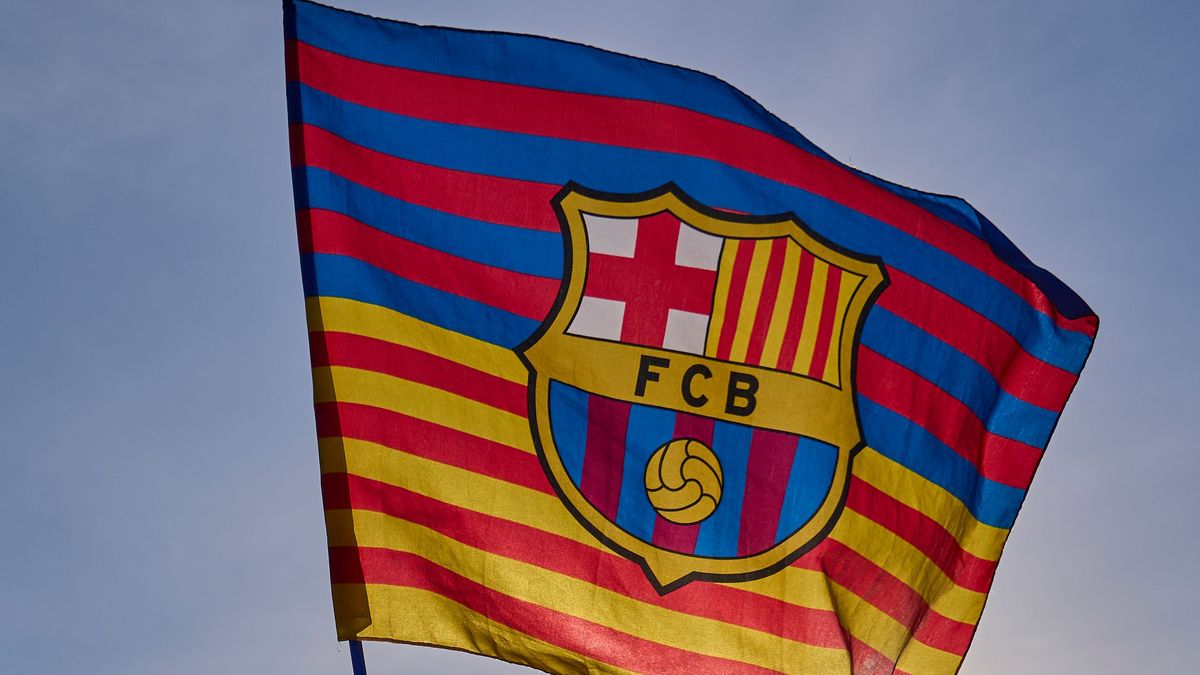 La UEFA no castiga al FC Barcelona y podrá disputar la Champions League