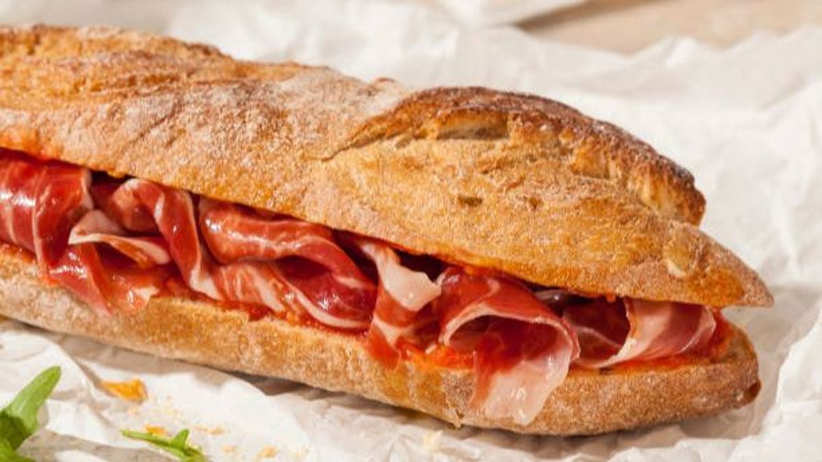 Bocadillo de jamón.