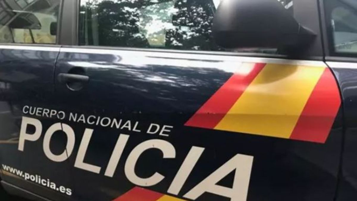 Detenida una mujer en Palma por clavar unas tijeras en los genitales a su expareja