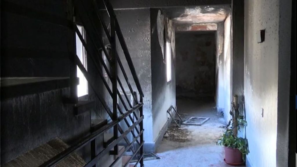 En busca y captura por incendiar una casa en Lorca con siete niños dentro: tres, suyos