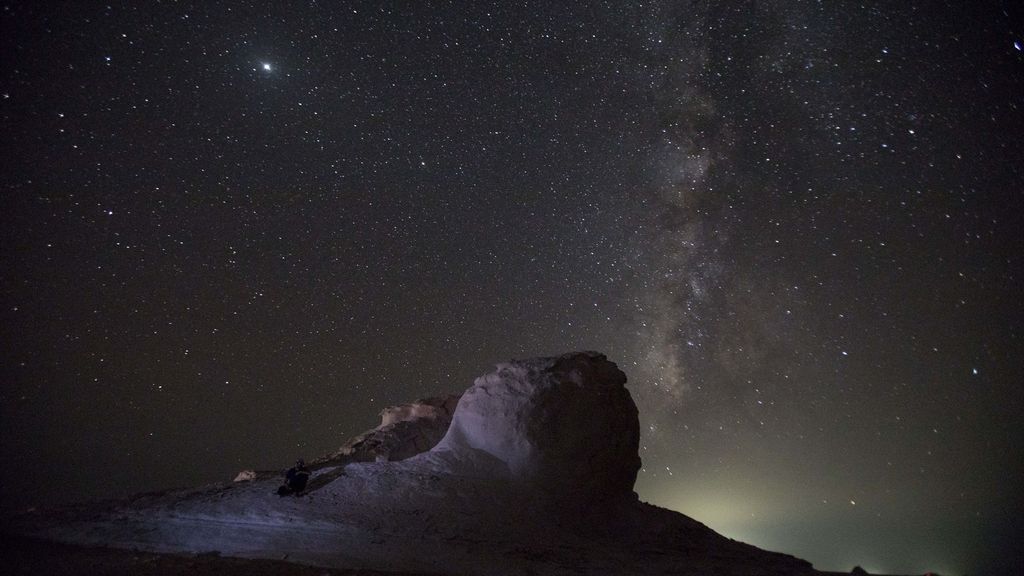 Noche de Perseidas en el egipcio Desierto Blanco