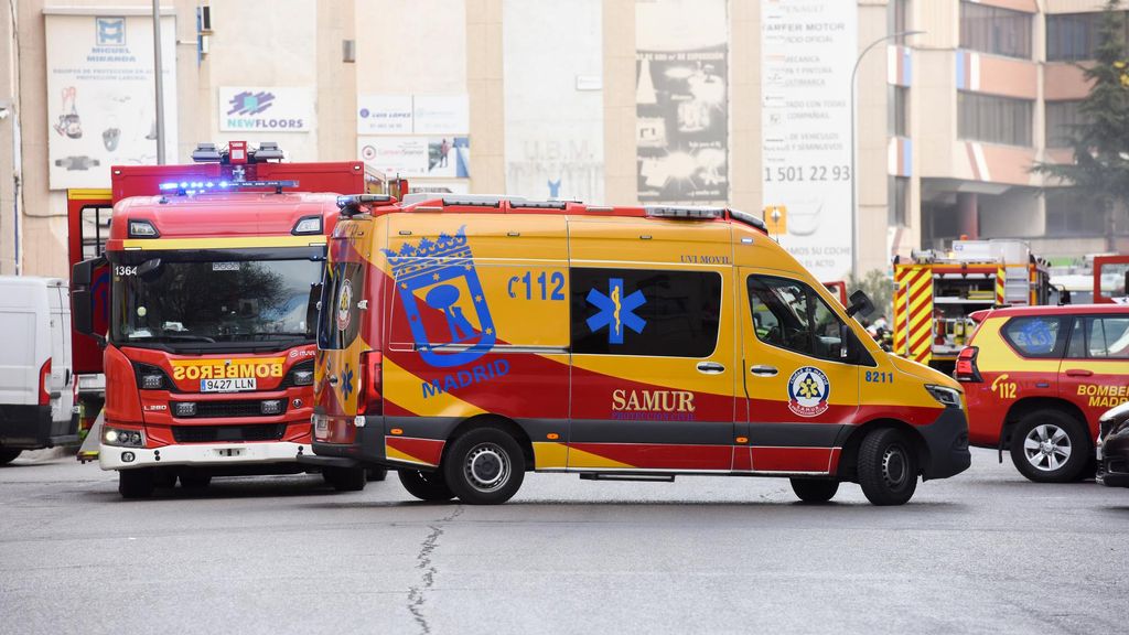 Muere una mujer en un incendio bajo un puente en la zona del Retiro en Madrid