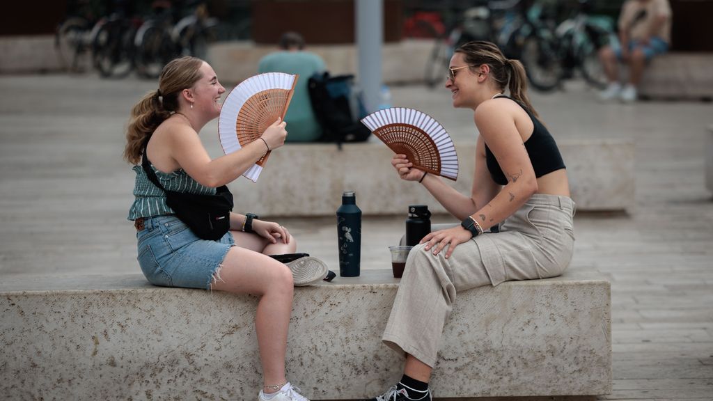 Agosto arranca con alerta roja en la Comunidad Valenciana y Murcia por el calor