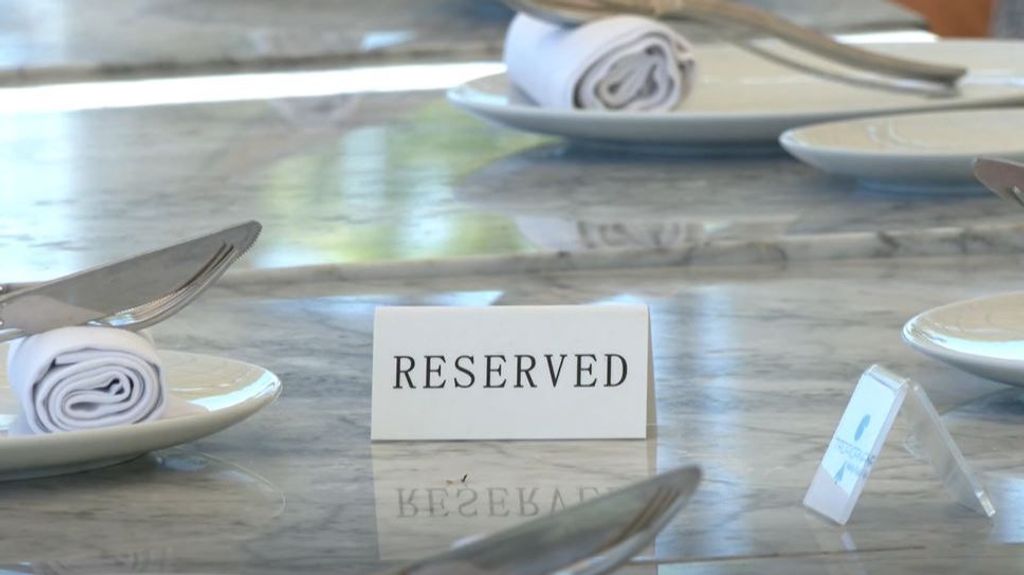¿Pagar por reservar una mesa?: la política que plantean muchos restaurantes por las cancelaciones de última hora