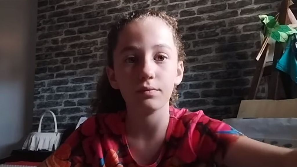 Ainara, de 10 años, publica un vídeo viral para que le permitan participar en un torneo de fútbol