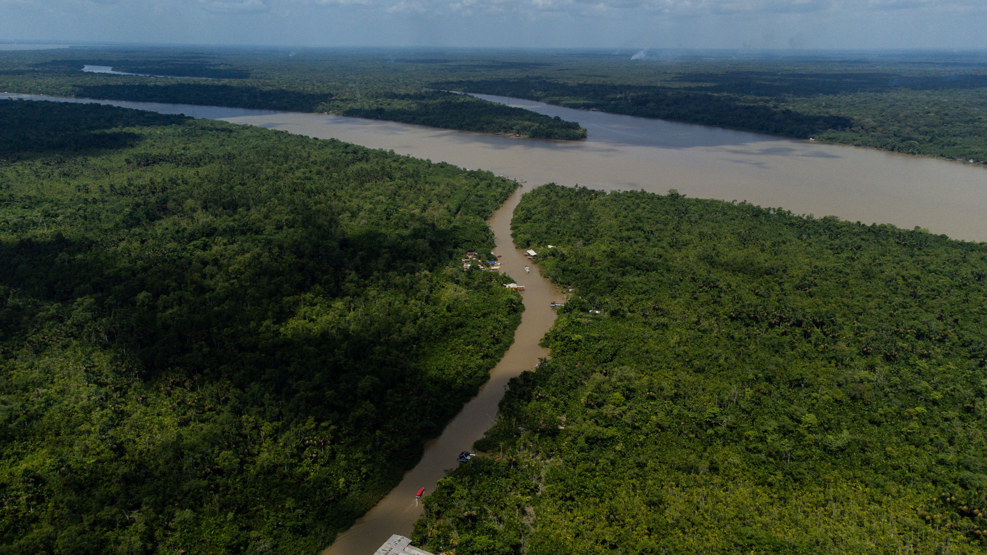 Río en Amazonas