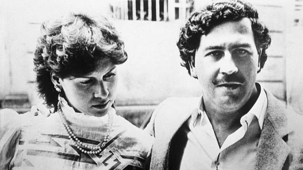 Imagen de Pablo Escobar con su mujer Maria Victoria en 1983, en Colombia