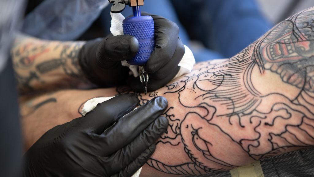 Las culturas budista e islámica tiene una percepción distinta del tatuaje que puede suponer problemas