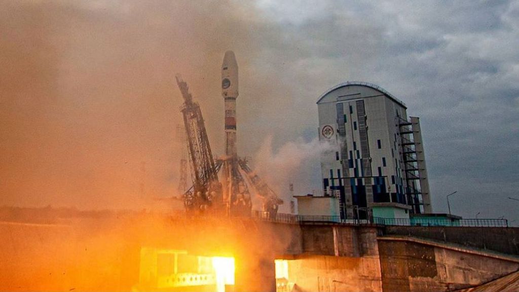 Rusia lanza su primera misión a la Luna en 50 años