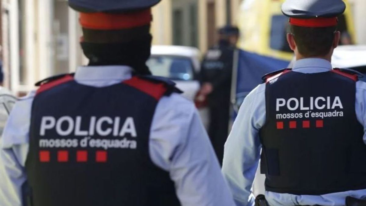 Tres heridos, uno crítico, y 6 detenidos en una pelea con arma blanca en Barcelona