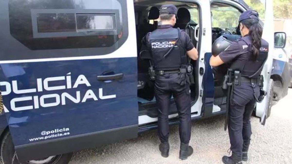 Dos detenidos por matar a un hombre de 44 años en un local de Valencia