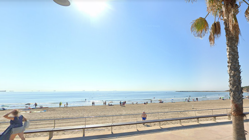 Detenido un hombre por intentar ahogar a una mujer en una playa de Tarragona