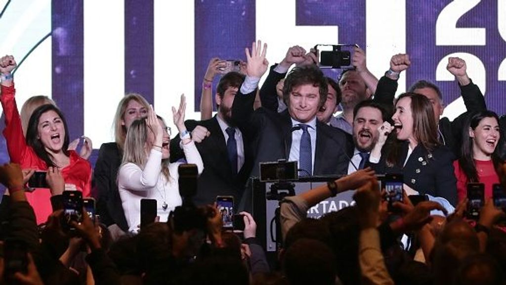 Milei gana la primera vuelta de las presidenciales en Argentina -NIUS