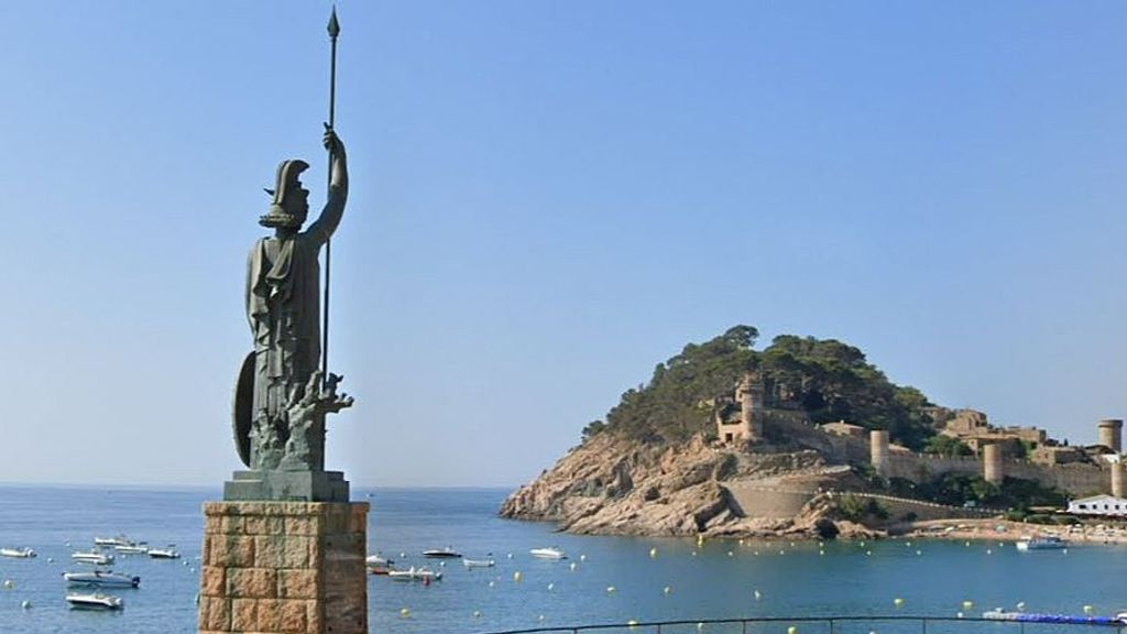 Muere un turista en Tossa de Mar al caerse de un acantilado de unos 30 metros