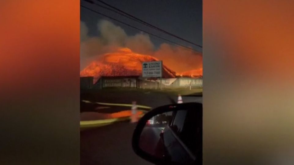 Espectacular incendio en Houston