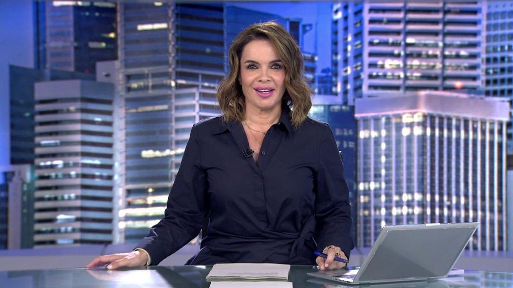 Con Carme Chaparro Informativos Telecinco 2023 Noche 15/08/2023