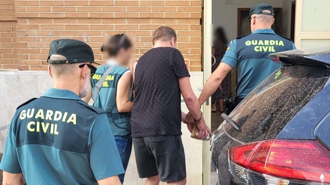 Detenido por golpear y matar a su amigo durante una discusión en la Ribera Alta