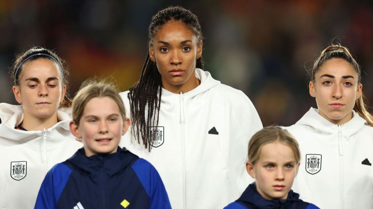 España sueña con el Mundial de fútbol femenino: ¿Quiénes son Salma Paralluelo y Olga Carmona?