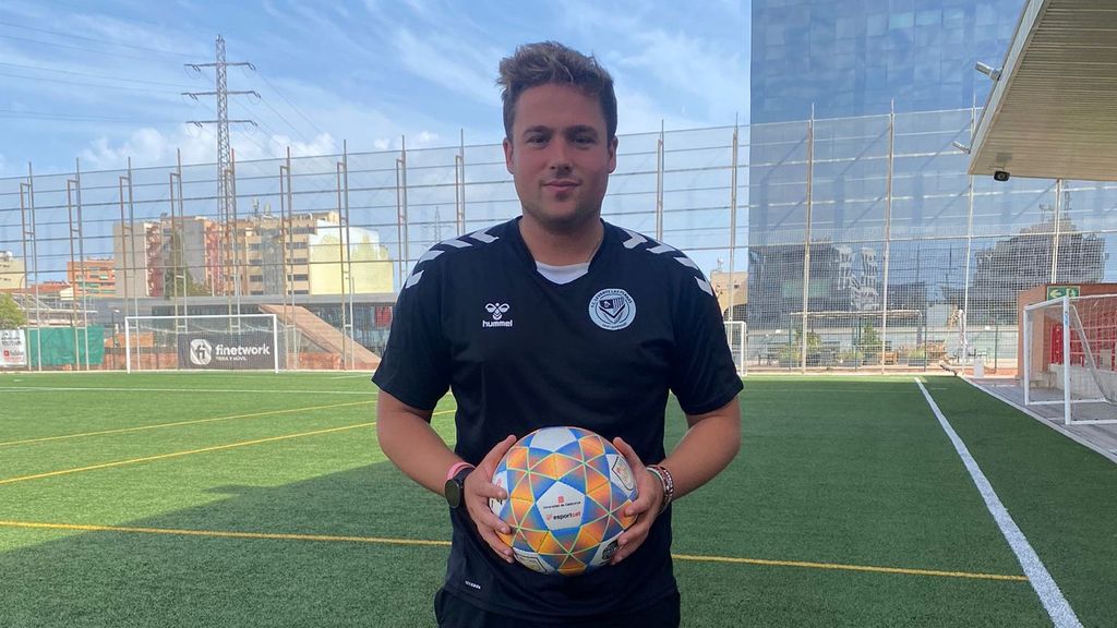 Micky Ollé, entrenador del Juvenil A femenino del Levante Las Planas