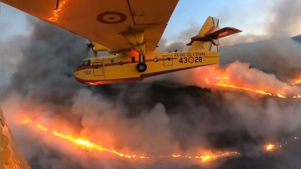 El incendio de Tenerife sigue avanzando sin control: casi 4.000 hectáreas arrasadas y más de 3.000 evacuados