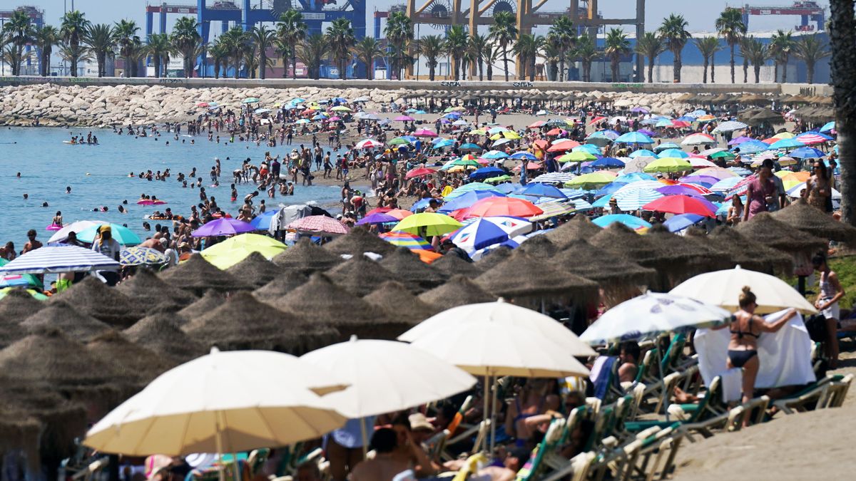 Playa de La Malagueta a 4 de agosto de 2023 en Málaga