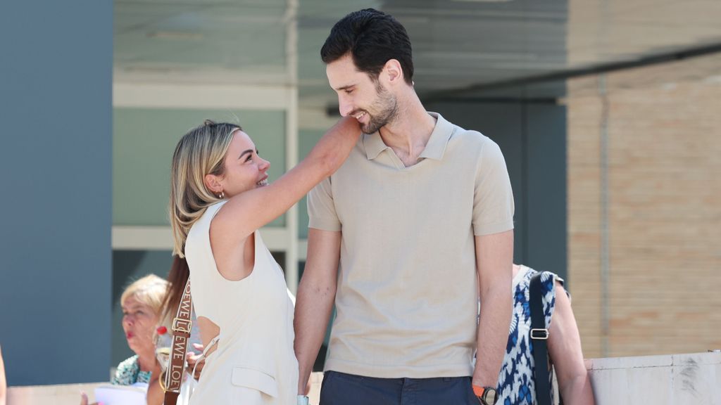 Sergio Rico y su mujer, Alba Silva