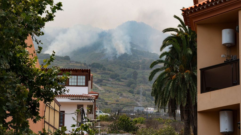 Quinto día desde que se declaró el incendio en la isla de Tenerife