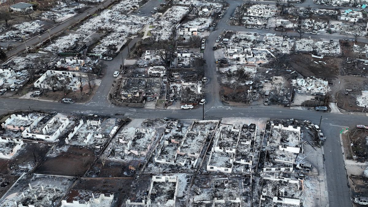 Más de 800 personas siguen desaparecidas por los incendios en la isla hawaiana de Maui