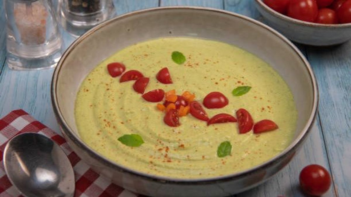 El gazpacho de aguacate es un plato perfecto para combatir el calor