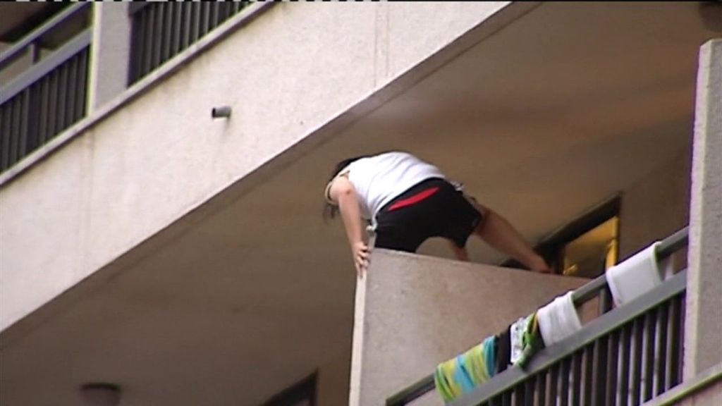 Multas ejemplares en Magaluf, Mallorca, para terminar con la práctica mortal del 'balconing'