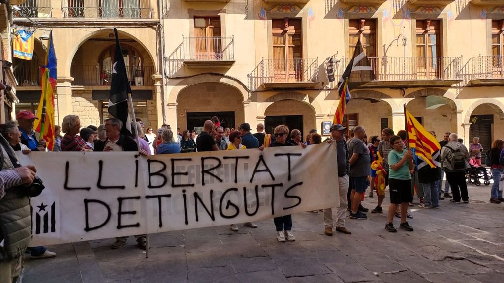 Concentración a las puertas del juzgado de Solsona