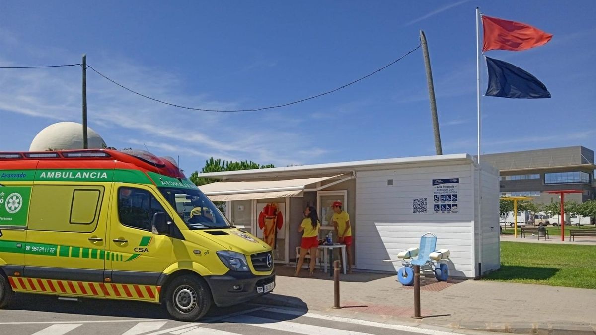 Castellón prohíbe el baño en las playas del Pinar y del Gurugú por la presencia de aguas fecales