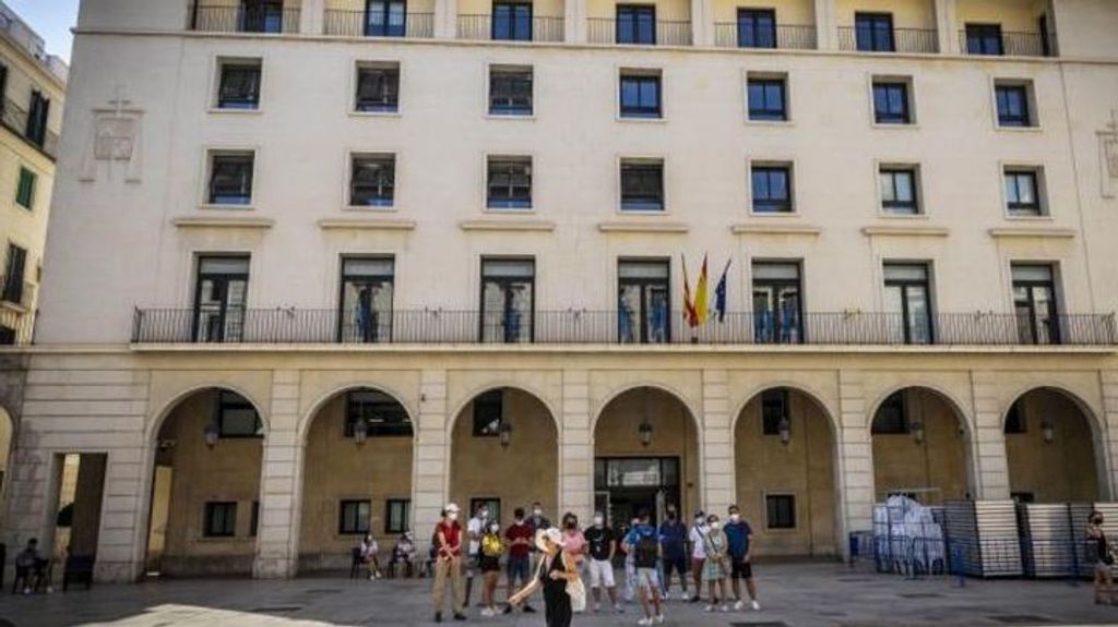 La sentencia de la Audiencia Provincial de Alicante ha considerado probado que el asesino robó el dinero que la víctima guardaba en una caja fuerte