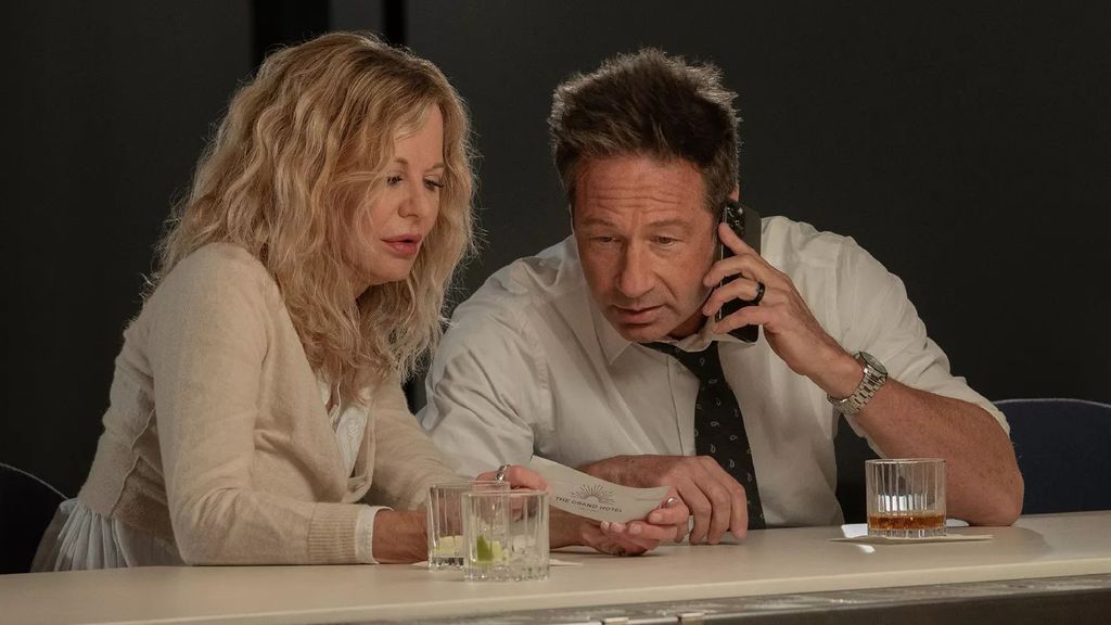 Un amor real es como vivir en aeropuertos. Ryan y Duchovny en busca de la química que les devuelva su lugar en el box office.