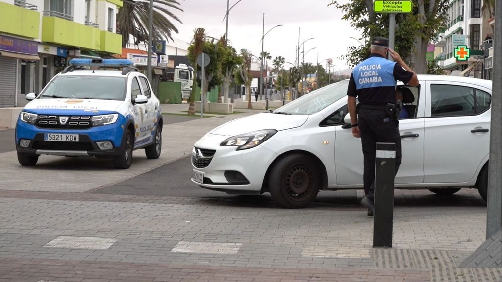 Una bebé de cuatro meses entre los ocho heridos al empotrarse un coche contra un bar en Fuerteventura