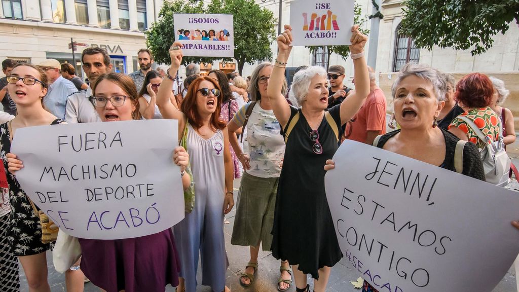 Manifestaciones en toda España piden la expulsión de Luis Rubiales