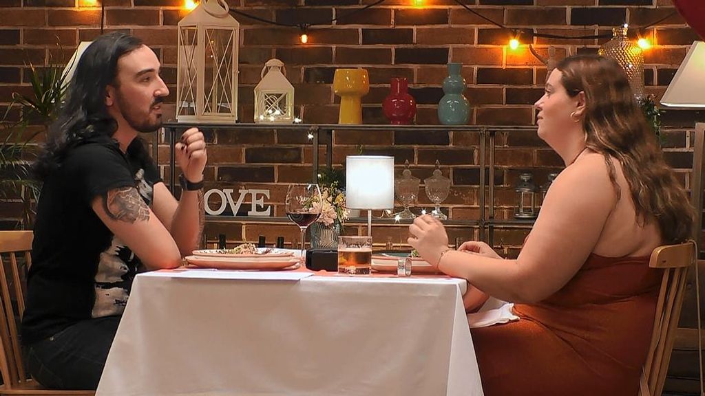 Cristina y José, al saber sus profesiones en ‘First Dates’: “Aquí huele a paro”