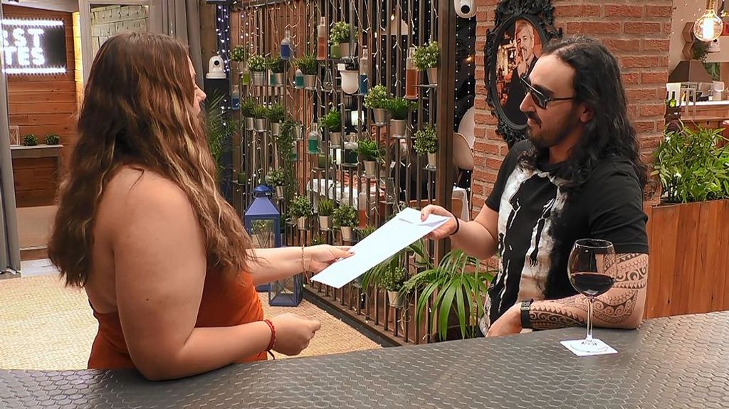 Cristina y José durante su cita en 'First Dates'