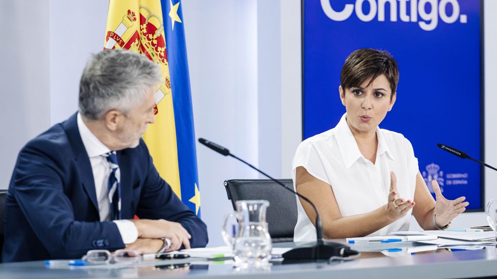 El Gobierno responde a las exigencias de Puigdemont circunscribiéndose a la Constitución