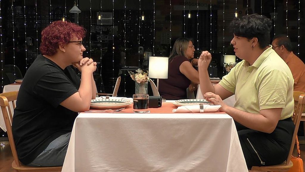 Max y Alexis durante su cita en 'First Dates'